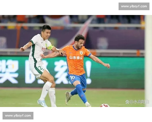 半场战报:山东 1-1 海港 李新翔破门卡扎伊什维利扳平 半场战报:山东 1-1 海港 李新翔破门卡扎伊什维利扳平