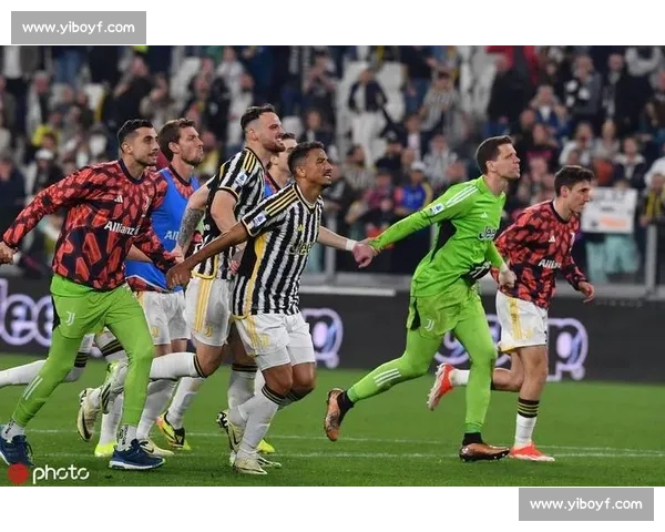 尤文图斯主场迎战佛罗伦萨意甲焦点之战胜负悬念拉满赛季走势关键一役 尤文图斯主场迎战佛罗伦萨意甲焦点之战胜负悬念拉满赛季走势关键一役